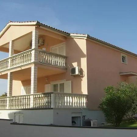 Apartman 21c Ulica Ante Starcevica Vodice
